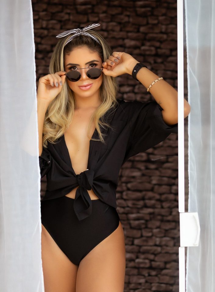 Ensaio Sensual Letícia Moraes Ensaio Sensual Letícia Moraes